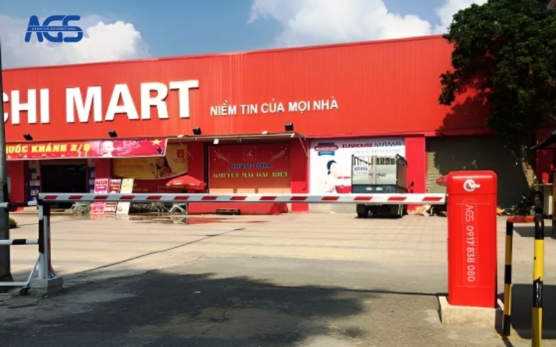 Barie AGS-D005 lắp đặt trước cổng siêu thị Lan Chi Mart - Thái Nguyên