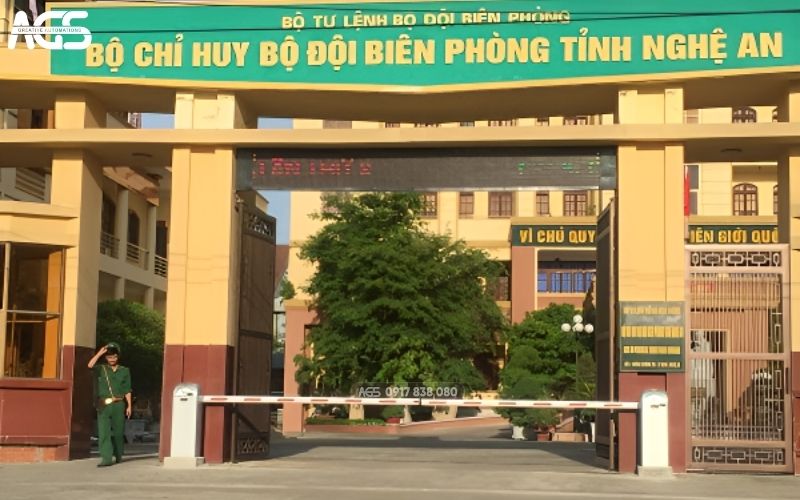 Barie tự động AGS-D9 tại Bộ Chỉ huy Quân sự Tỉnh Nghệ An