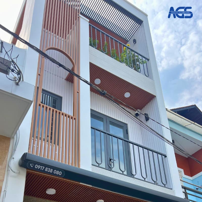 Kiến trúc nhà phố hiện đại - sang trọng của gia đình anh Thái