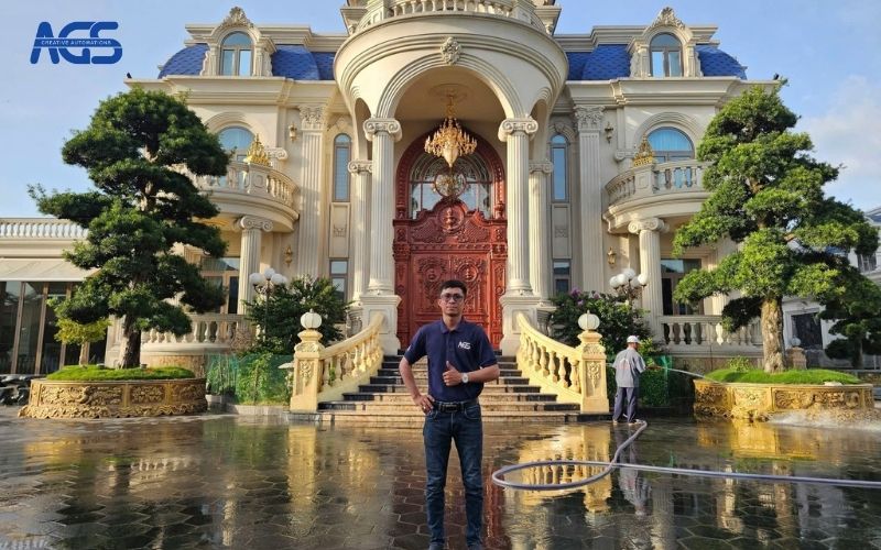 Biệt phủ của gia đình anh Lai tại Long Thành, Đồng Nai.
