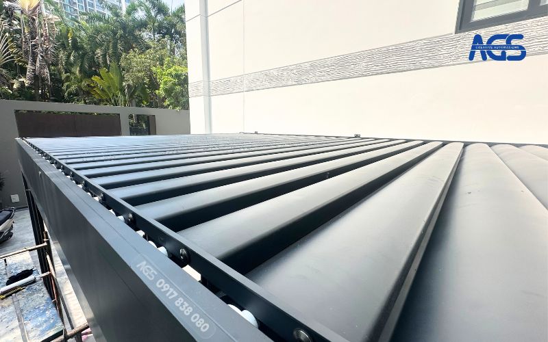 Mái nhôm cao cấp sắc nét, đẹp từng chi tiết