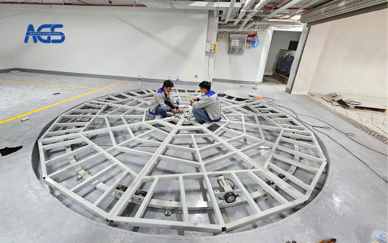 Mâm quay lắp gọn gàng, thẩm mỹ.