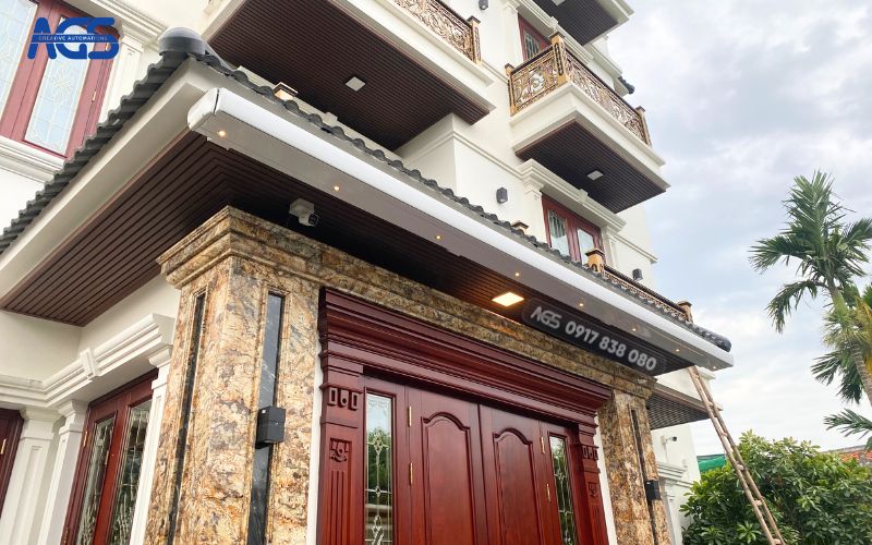 Mái hiên điều khiển từ xa thu lại rất gọn gàng.