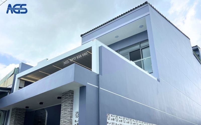 Mái nhôm tăng thêm vẻ đẹp cho căn nhà anh Lộc.