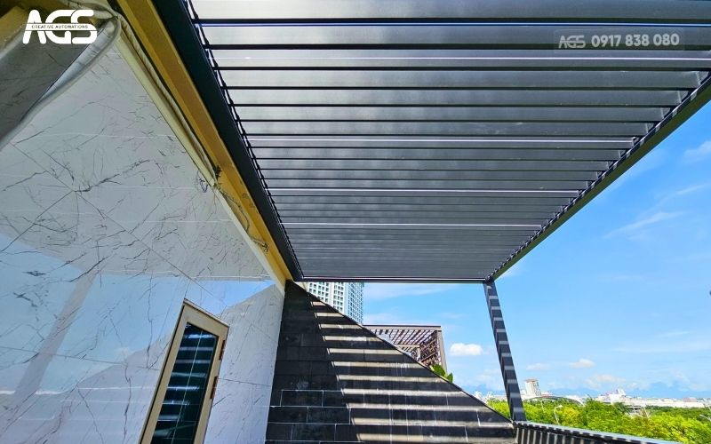 Mái nhôm AGS giúp không gian sân thượng sang đẹp hơn