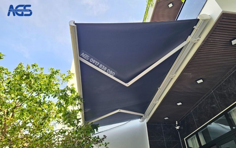 Mái che NX-850 trước hiên nhà anh Trung