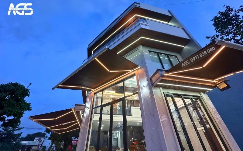 Mái che tích hợp đèn Led, cảm biến gió hiện đại.