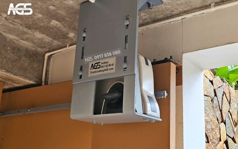 Mô tơ SL544 do AGS nhập khẩu từ Ý