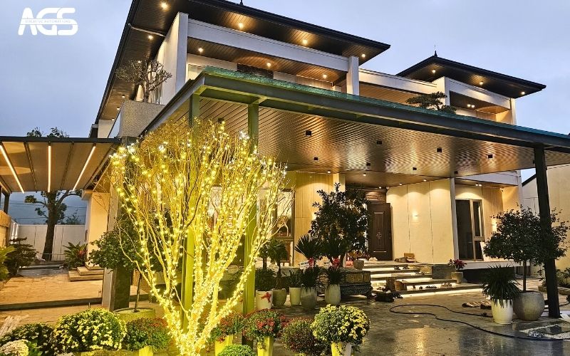 Mái bạt làm tổng thể căn nhà thêm ấn tượng