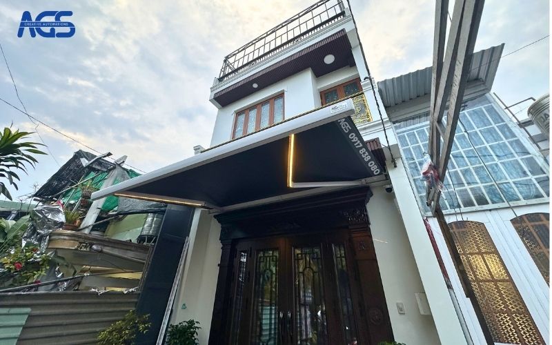 Mái hiên AGS phù hợp với hành lang giao thông.