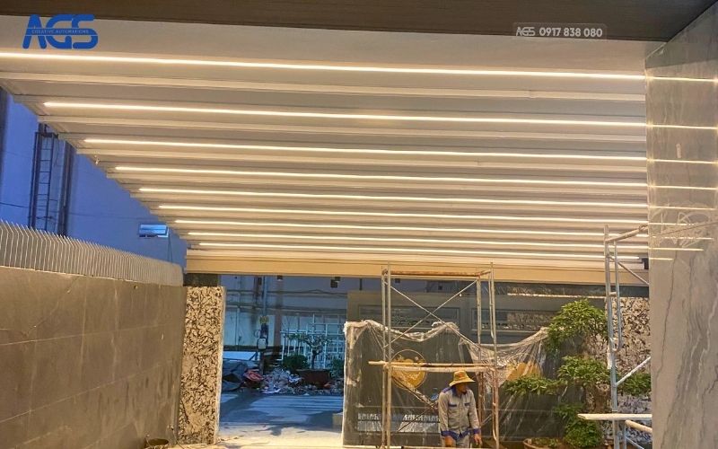 Mái bạt tích hợp hệ đèn LED ấn tượng