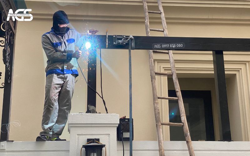 Quá trình AGS thi công Mái che tự động tích hợp đèn Led hoàn thiện sắc nét